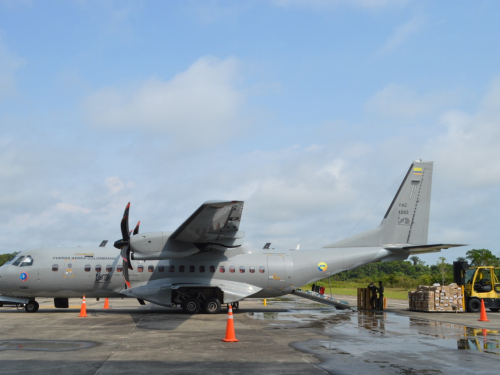 Menores de cero a cinco años de La Chorrera recibirán ayudas transportadas en un vuelo humanitario de su Fuerza Aérea