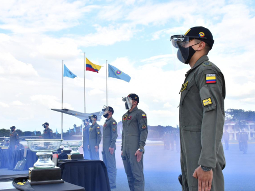 Un camino hacia las tan anheladas alas de piloto militar
