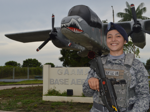 Carácter y templanza, características de una Suboficial de su Fuerza Aérea Colombiana  