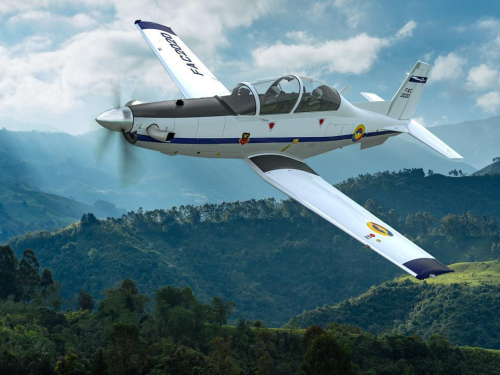 Nuevas aeronaves para el entrenamiento básico y avanzado de pilotos en formación en la Fuerza Aérea Colombiana