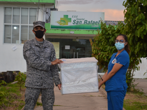 Apoyo estratégico de su Fuerza Aérea al Hospital San Rafael de Leticia durante la pandemia 