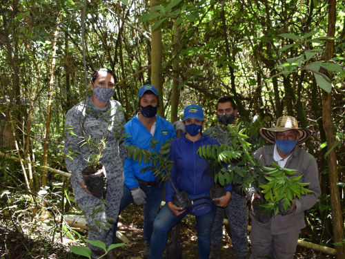 CAMAN desarrolla Jornada de Reforestación en Zipacón Cundinamarca