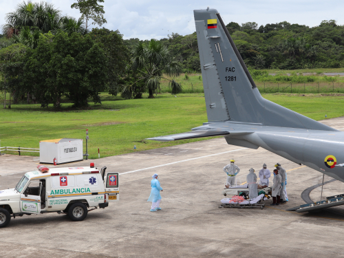 Pacientes diagnosticados con COVID -19 en el Amazonas, continúan siendo trasladados por su Fuerza Aérea Colombiana
