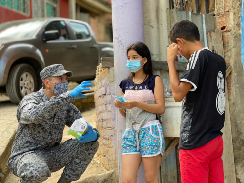 En Melgar, su Fuerza Aérea Colombiana sigue empleando campañas contra el COVID 19