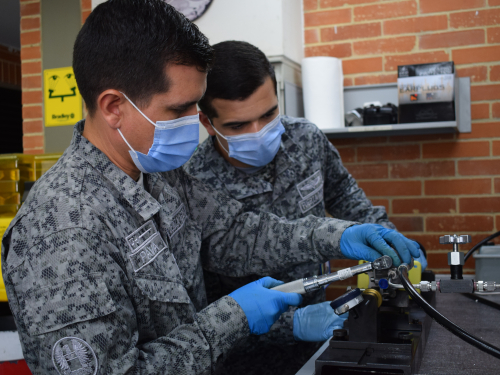 Desde el Comando Aéreo de Mantenimiento se impulsa el desarrollo de la industria aeronáutica