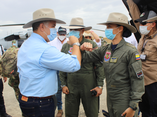  Presidente Iván Duque, recibe sombrero insignia del Casanare