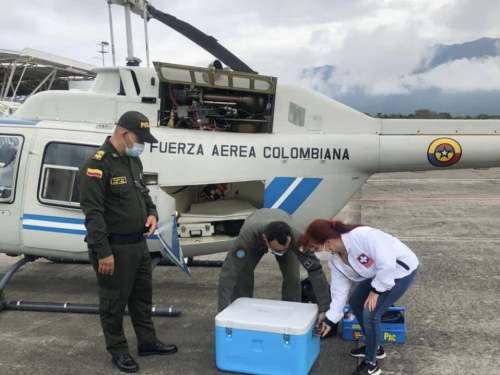 Más de 5500 vacunas contra el COVID-19 han sido transportadas por su Fuerza Aérea en el Tolima
