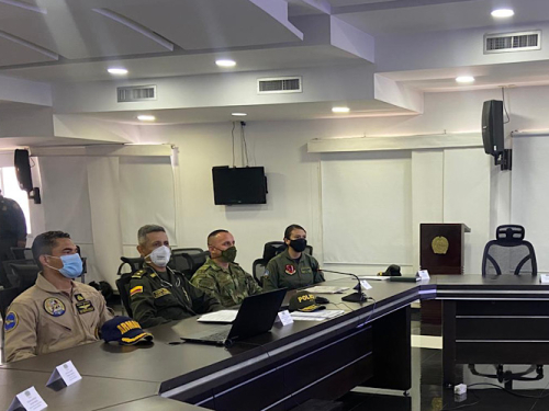 La Fuerza Aérea acompaña las labores de seguridad durante las marchas