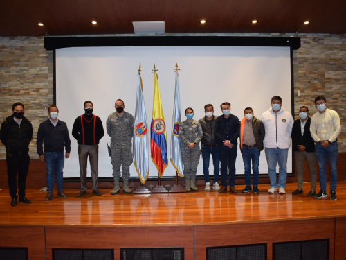 De la mano con los líderes de Madrid, CAMAN establece estrategias para la comunidad