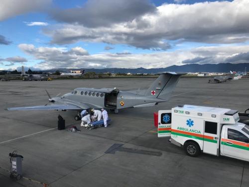 Traslado aeromédico a paciente con COVID fue realizado por su Fuerza Aérea 
