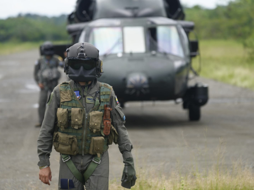 A Vigía del Fuerte y Murindó llegaron vacunas vía aérea