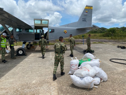 Apoyo aéreo brindado a la Fuerza Pública en el sur del país