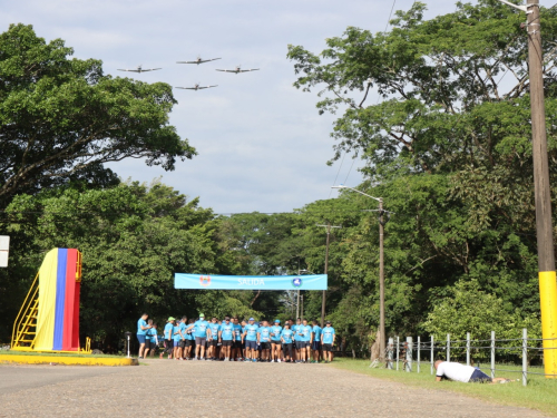 Corredores de Villavicencio se unieron a la maratón para conmemorar los 102 años de la Fuerza Aérea