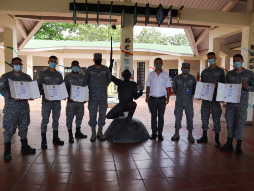 Soldados obtienen el título de bachiller durante su servicio militar en el CACOM 1