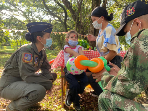 Fundación Un Nuevo Amanecer disfrutó de un mágico día