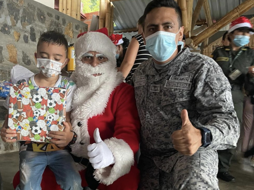 La ‘Navidad Azul’ llegó a Icononzo, Tolima 