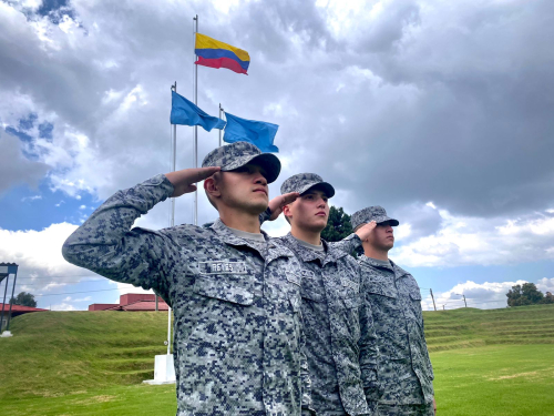 Nueva convocatoria para soldados bachilleres y regulares en la Fuerza Aérea Colombiana