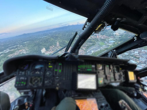 En plan retorno, aeronaves de su Fuerza Aérea custodian las vías de Antioquia y Chocó, este puente festivo.