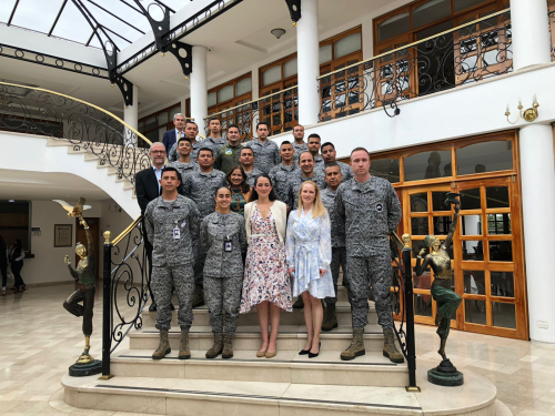 Una nueva frontera: Su Fuerza Aérea llevó a cabo curso de Regulaciones Espaciales y workshop “Facsat Next Gen” 