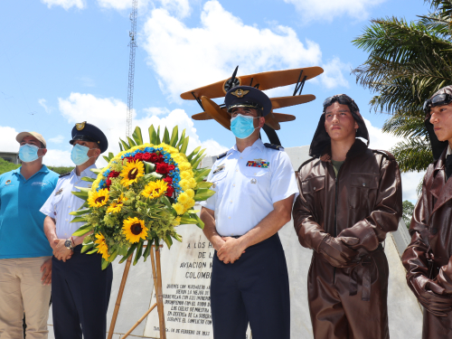 Homenaje al 89° aniversario del conflicto colombo-peruano, fue presidido por su Fuerza Aérea en el Amazonas 