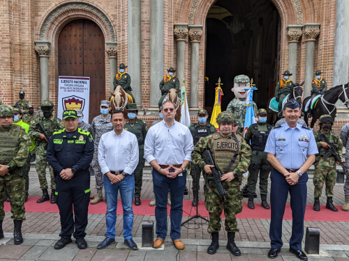 Autoridades realizan el lanzamiento de la campaña de seguridad “Apasiónate por la Vida” en el Valle del Cauca.