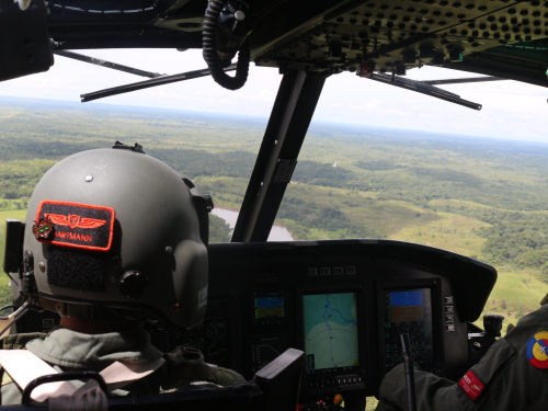 Desde el suroriente del país su Fuerza Aérea brinda tranquilidad durante las manifestaciones 
