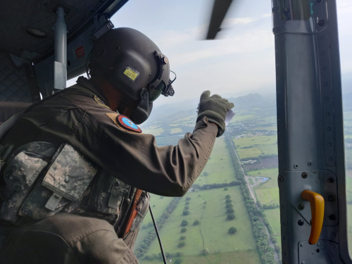 Con patrullajes aéreos, su Fuerza Aérea brinda seguridad durante la “Semana Mayor” en Cundinamarca. 