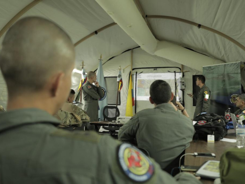 Comandante de Misión de rescate, rol que un colombiano desempeña en Red Flag Rescue 22-1