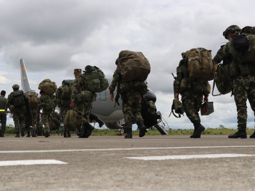 Fuerza Aérea continúa movilizando efectivos de la Fuerza Pública para fortalecer la seguridad durante las elecciones       