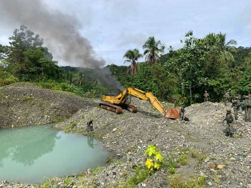 Operación en contra de la minería ilegal debilita economía de grupo delincuencial en Buenaventura