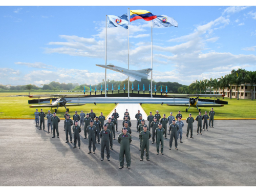 alto mando de su Fuerza Aérea Colombiana