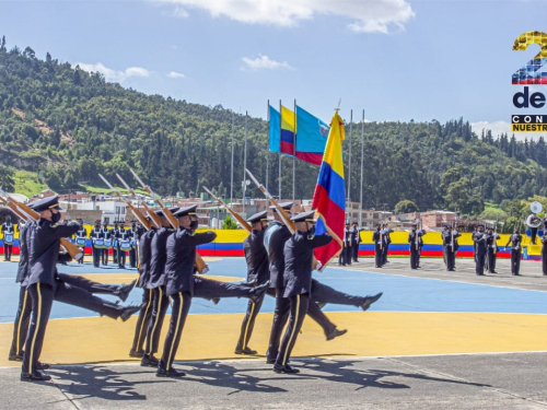 La ESUFA se alista para el desfile militar y policial en conmemoración de los 212 años de independencia de Colombia
