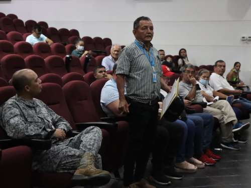 Encuentro estratégico con líderes comunitarios se realizó en el CACOM 2 
