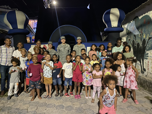 Población Isleña inicia la Navidad con el Grupo Aéreo del Caribe