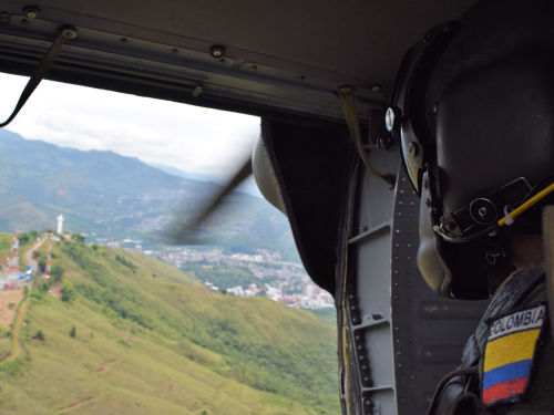 Viaje seguro, su Fuerza Aérea sobrevuela el suroccidente del país en el puente festivo de reyes