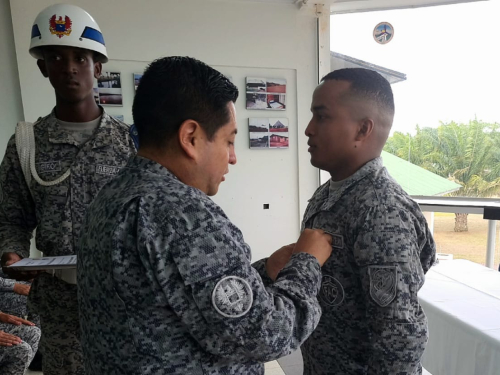 Soldados culminan su servicio militar en el Grupo Aéreo del Oriente