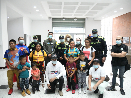 el programa “100 Sonrisas” transforma la vida a niños y niñas de Antioquia 