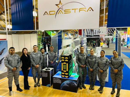 Publicaciones de la Escuela Militar de Aviación toman vida en la FILBo 2023