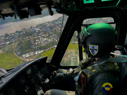 En la Semana Mayor su Fuerza Aérea despliega sus aeronaves en el marco de la Campaña Viaje Seguro