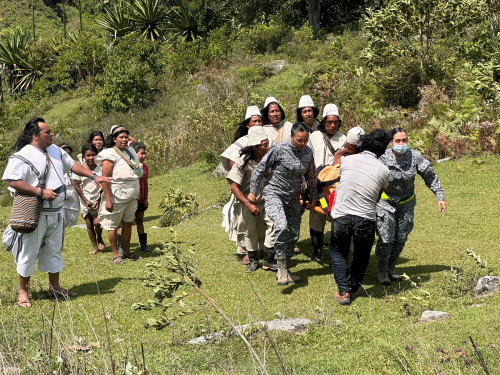 Hombre indígena Arhuaco fue evacuado por su Fuerza Aérea, en Magdalena