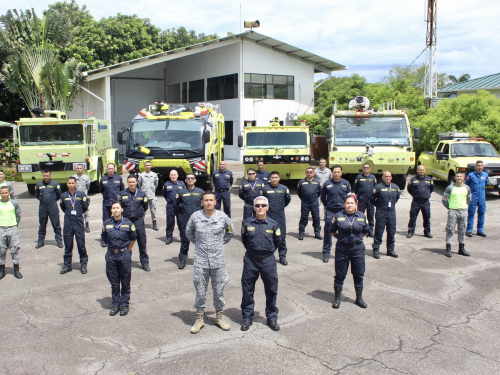 Encuentro estratégico entre los Bomberos de Yopal y su Fuerza Aérea Colombiana 