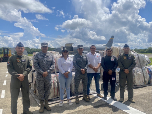  Su Fuerza Aérea Colombiana aporta a la reactivación de la economía circular en Leticia