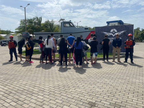 Fuerzas militares interceptan embarcación con 41 migrantes en San Andrés