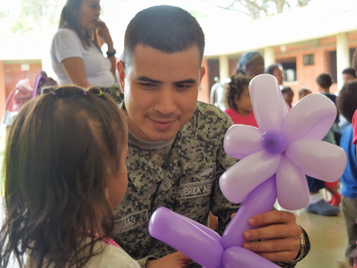 Niños y niñas de la Fundación Chiquitines recibieron jornada de recreación 