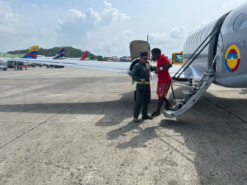 Hombre de 56 años, fue trasladado de Providencia a San Andrés,  por su Fuerza Aeroespacial Colombiana