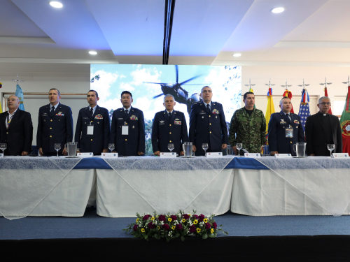 Expertos se reúnen en Colombia, para analizar el tráfico aéreo ilegal