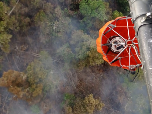 Con extinción de incendios en el municipio de Icononzo, su Fuerza Aeroespacial Colombiana ratifica el compromiso con el medio ambiente