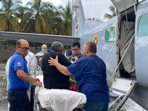 Residente de Providencia fue trasladado a San Andrés en una misión de traslado aeromédico