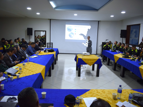 Primer encuentro regional de seguridad en Sabana de Occidente reunió a la Fuerza Pública y a los mandatarios locales electos