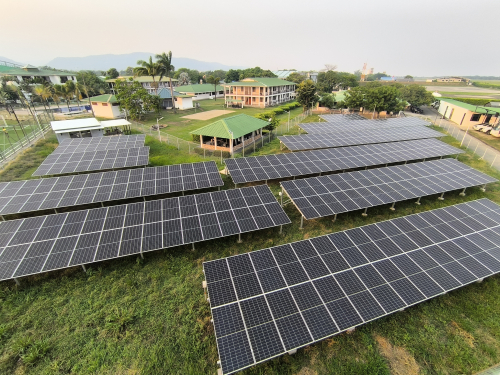 Con la instalación de 346 paneles solares, el Grupo Aéreo del Casanare le apuesta a la energía renovable